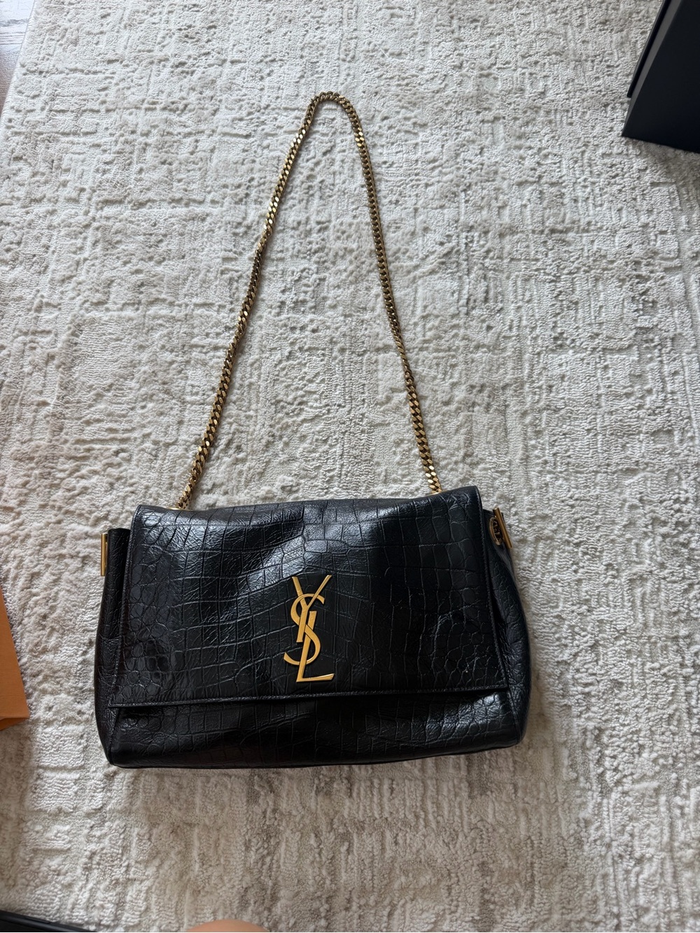 YSL Kate Medium Reversible Shoulder Bag in Croc Embossed Leather and Suede - Picture 16 of 16